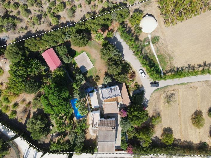 Image No.8-8 Bed Villa / Detached for sale