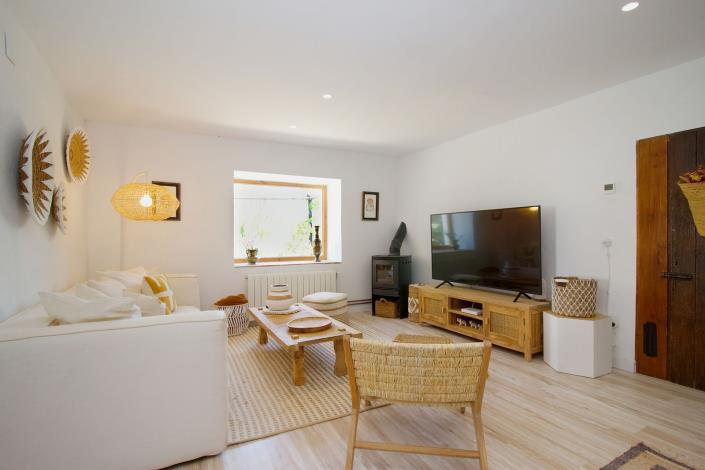 Image No.15-8 Bed Villa / Detached for sale