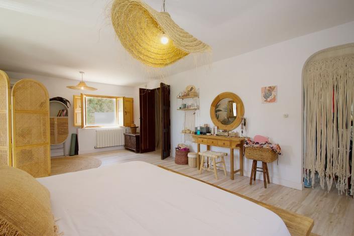 Image No.19-8 Bed Villa / Detached for sale