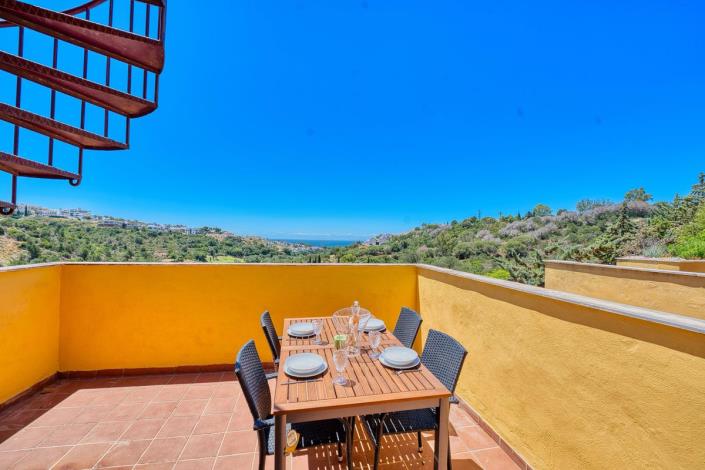 Image No.2-2 Bed Duplex for sale