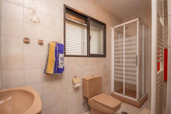 Image No.17-4 Bed Villa / Detached for sale