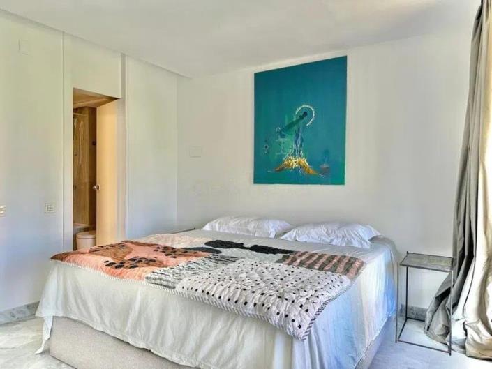 Image No.16-2 Bed Apartment for sale