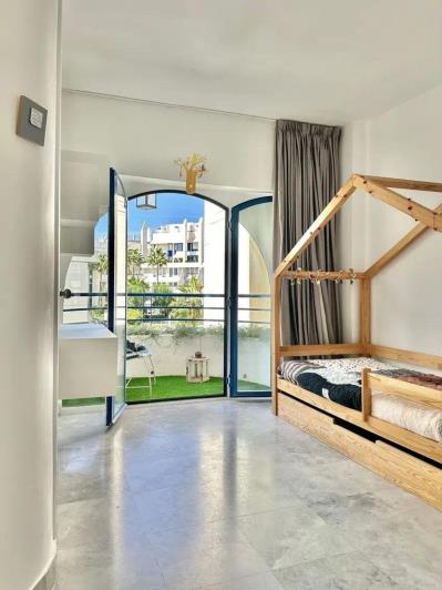 Image No.19-2 Bed Apartment for sale