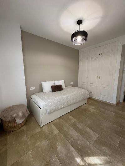 Image No.38-2 Bed Apartment for sale