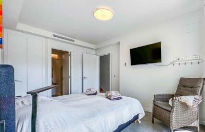 15-11d12f2f454f2f5e9b981fdd8b901d51