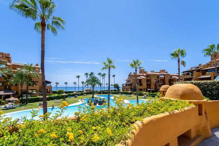 Image No.38-3 Bed Apartment for sale