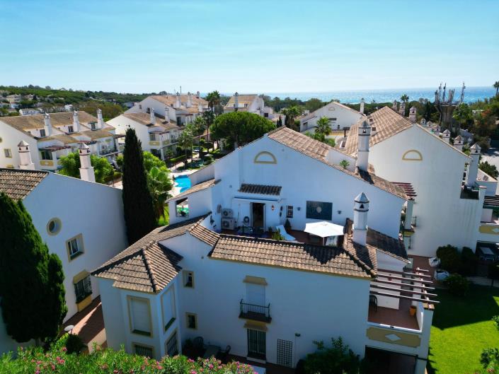 Image No.4-3 Bed Duplex for sale