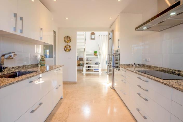 Image No.18-3 Bed Duplex for sale