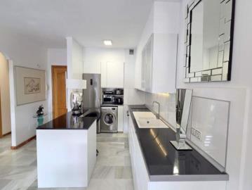 7-aa4cc561180b369757c0bb4af9886cd3