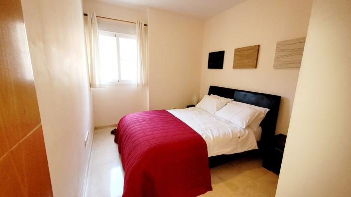 Image No.18-3 Bed Apartment for sale