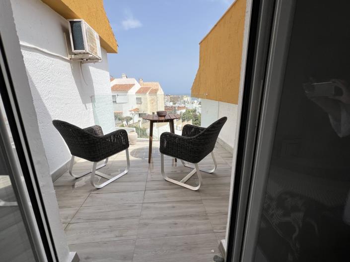 Image No.18-3 Bed Townhouse for sale