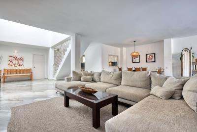 6-fa543ff60f4e104718a0562ed3ccbf30