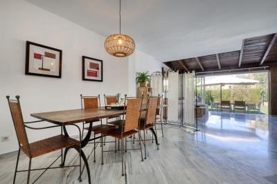 8-486e0113f924038db3f76992aac3bb44