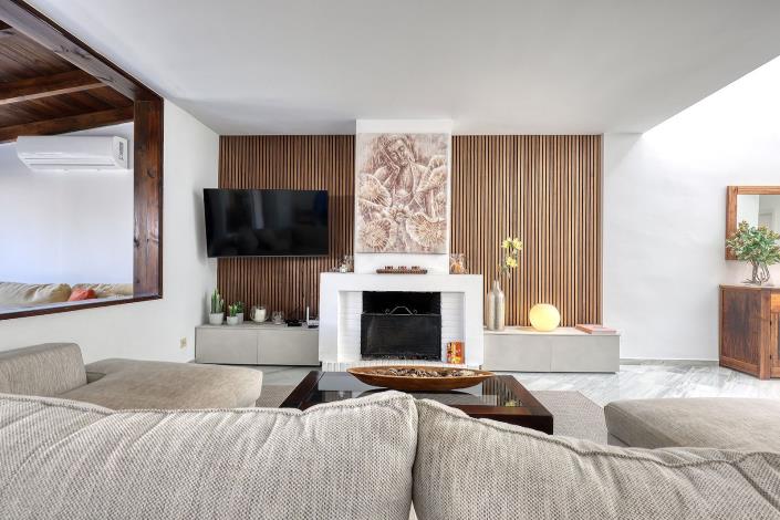 Image No.24-4 Bed Semi-Detached for sale