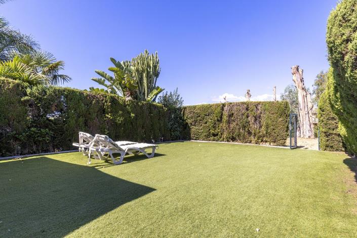 Image No.33-4 Bed Semi-Detached for sale