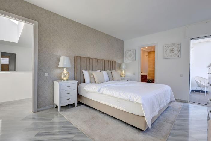 Image No.46-4 Bed Semi-Detached for sale