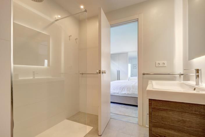 Image No.51-4 Bed Semi-Detached for sale