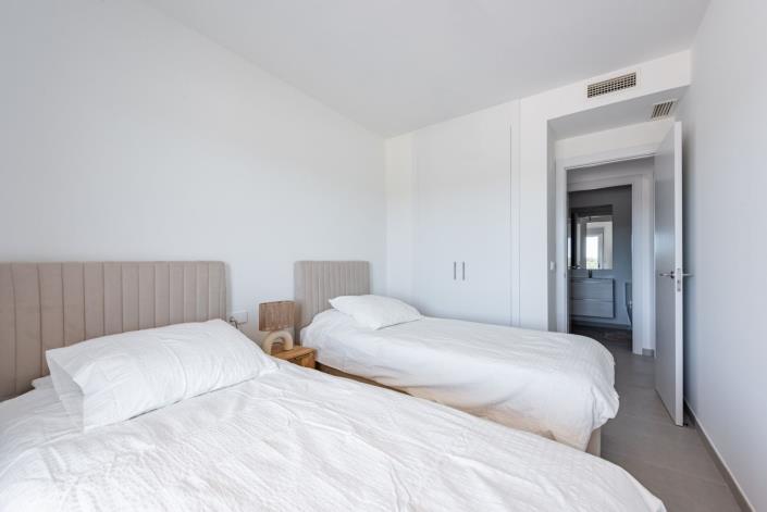 Image No.13-2 Bed Apartment for sale