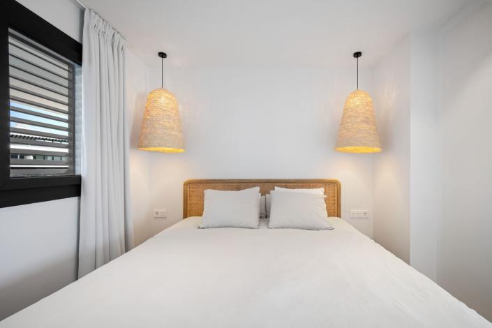 Image No.19-2 Bed Apartment for sale