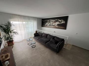 11-20939a0134ad724a8cb2a801094d15a4