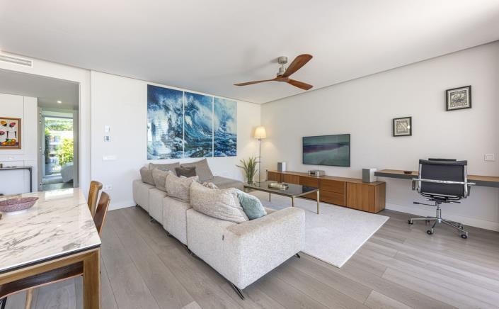 Image No.20-2 Bed Apartment for sale