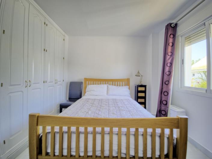 Image No.26-6 Bed Townhouse for sale