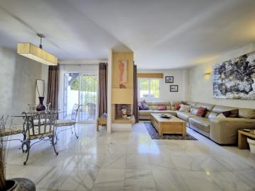 6-241328e1bcc9c0d8ce1222beb6c967a8