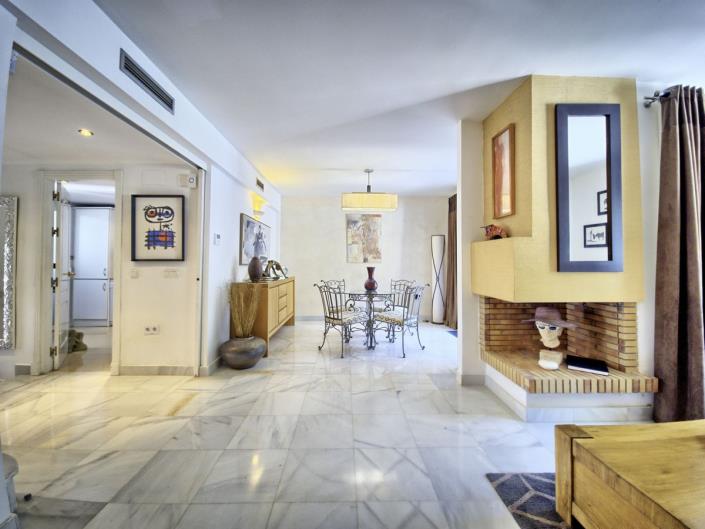 Image No.7-6 Bed Townhouse for sale