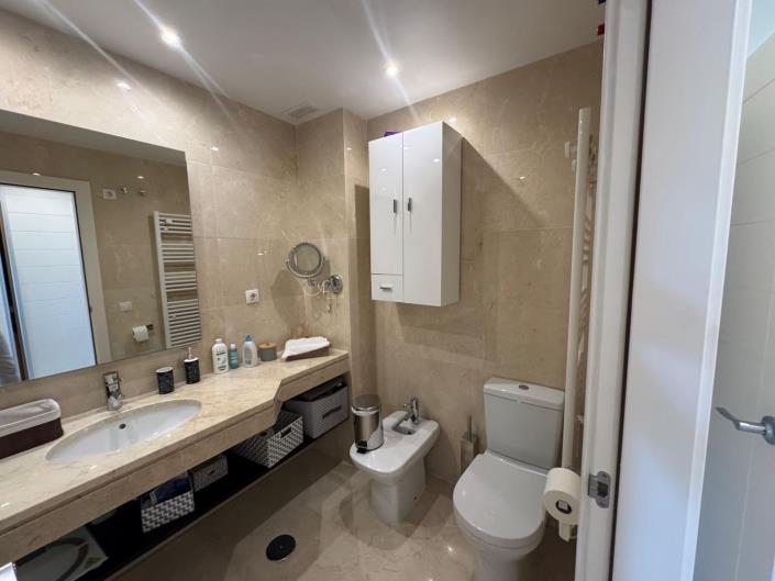 Image No.3-2 Bed Apartment for sale