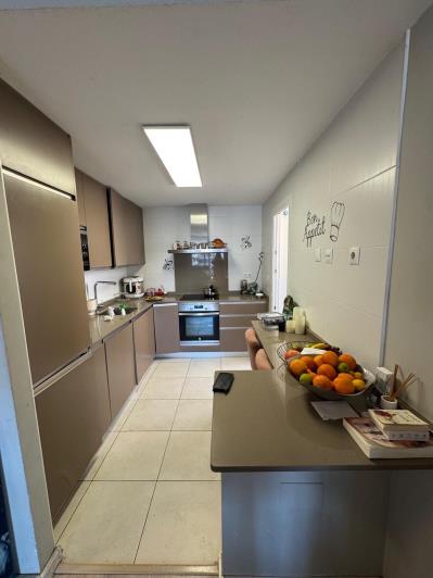 Image No.3-3 Bed Apartment for sale