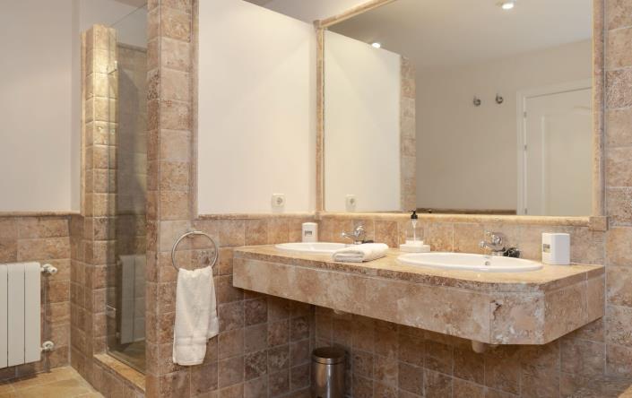 Image No.19-2 Bed Apartment for sale