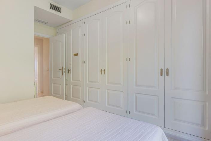 Image No.24-2 Bed Apartment for sale