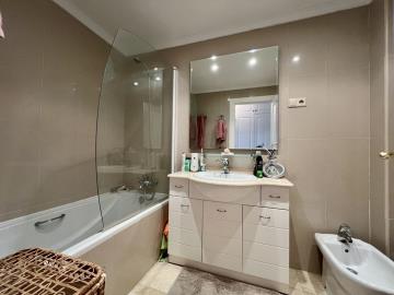 13-5fd73dea700db77384c091ca9818b1a9