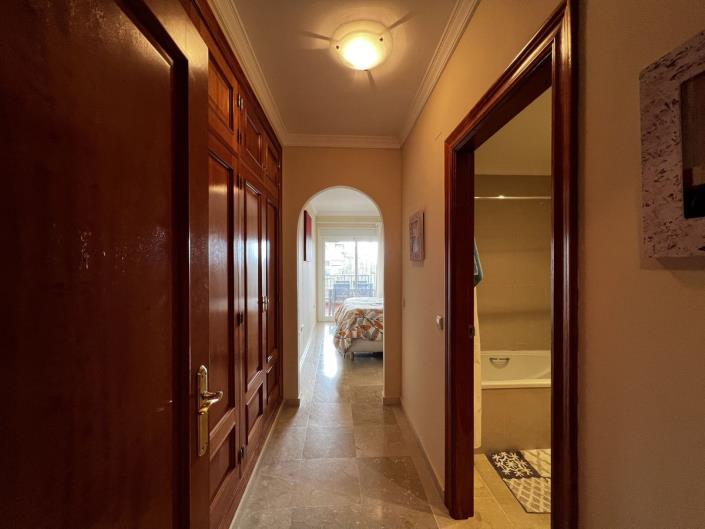 Image No.20-2 Bed Apartment for sale