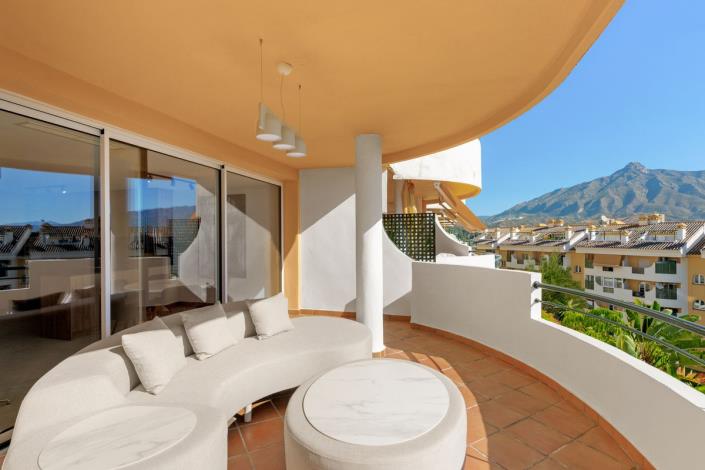 Image No.3-3 Bed Apartment for sale