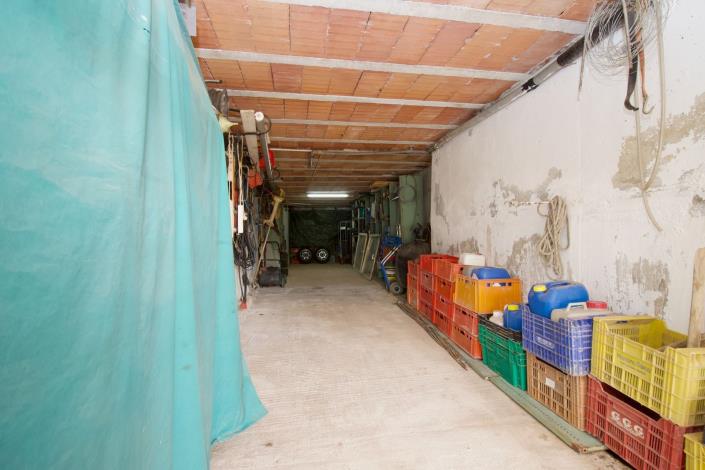 Image No.37-4 Bed Villa / Detached for sale