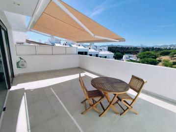 10-bb915d1cb19341576dcdc994b81ab9c5