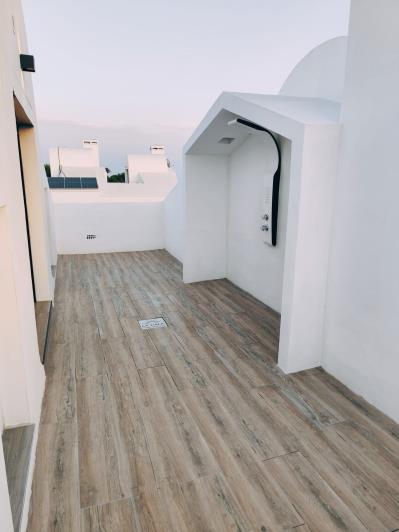 Image No.31-5 Bed Townhouse for sale