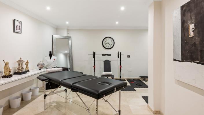 Image No.8-5 Bed Villa for sale