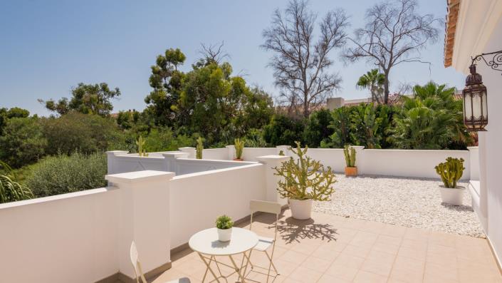 Image No.12-5 Bed Villa for sale