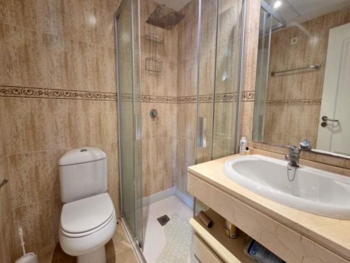 Image No.9-2 Bed Apartment for sale