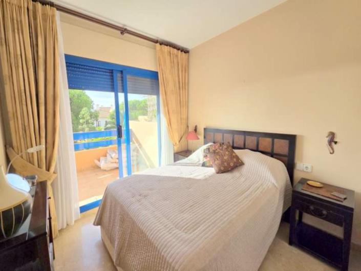 Image No.10-2 Bed Apartment for sale