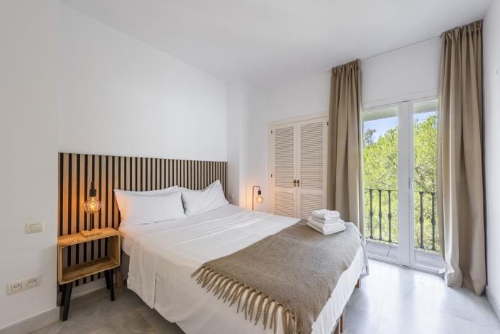 Image No.11-2 Bed Apartment for sale