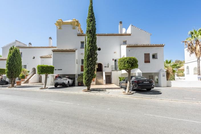 Image No.18-2 Bed Apartment for sale