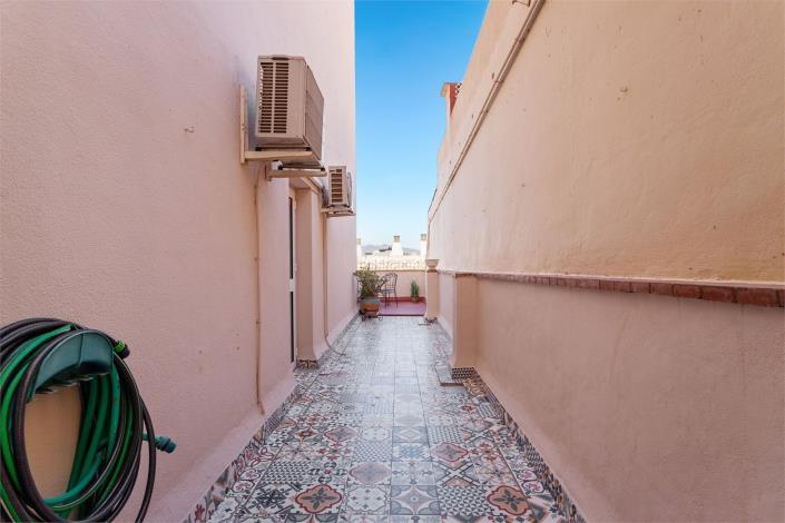 Image No.15-2 Bed Apartment for sale