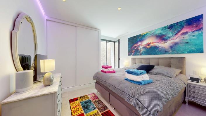 Image No.5-5 Bed Villa / Detached for sale