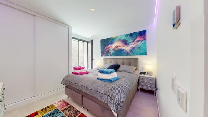 Image No.31-5 Bed Villa / Detached for sale