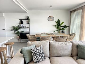 11-4d8aa6e612c0d8ce985b634e45aeea7a