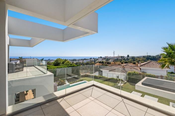 Image No.42-4 Bed Villa / Detached for sale