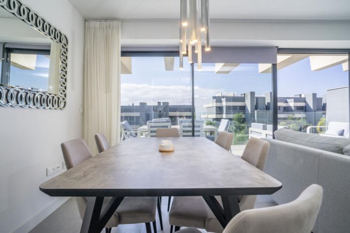 Image No.25-3 Bed Apartment for sale